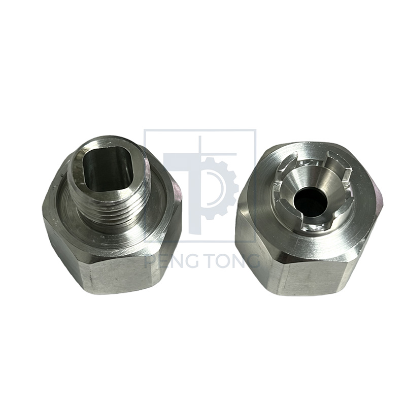 Custom CNC Turned Aluminum Fitting with Male Thread & Clamping Bore